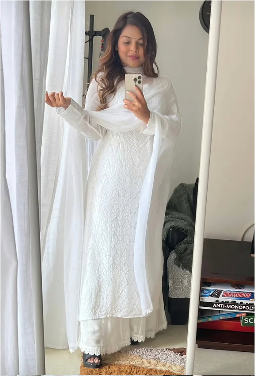 Dia Pure Full Jaal Georgette Fine Chikankari Kurta Set