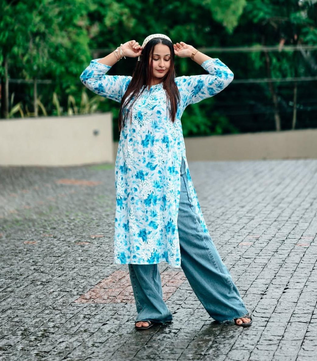 Ahana Mulmul Cotton Chikankari Long Kurta