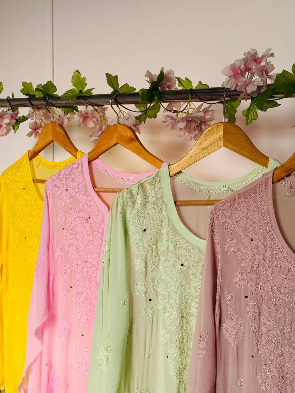 Dua Resham Gaala Butti Viscose Long chikankari